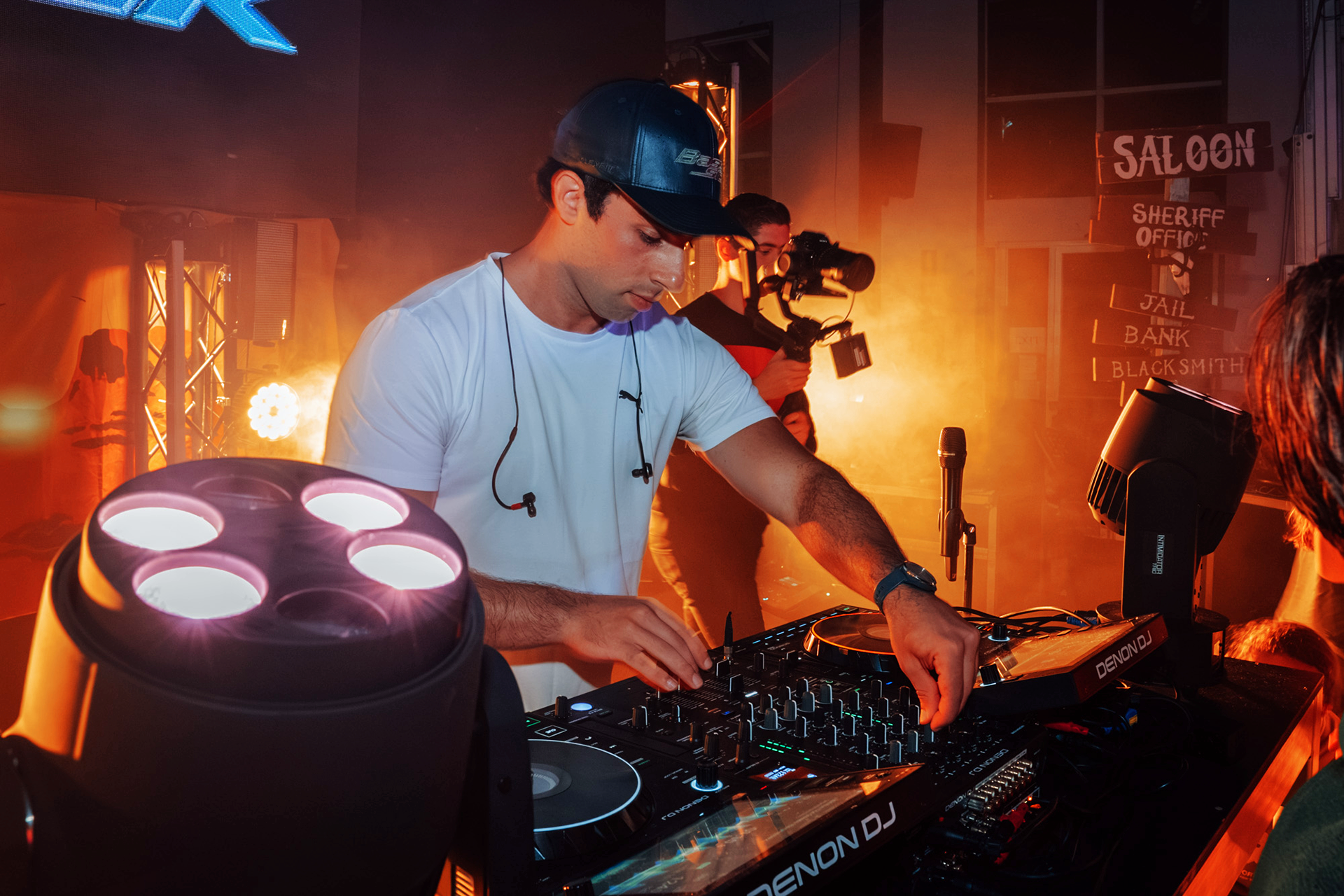 DJ Bass Sick Light Orange DJ Bass Sick Orange Lighting
